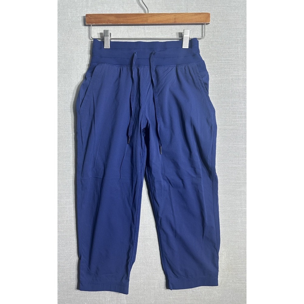EUC Lululemon Dance Studio Mid-Rise Crop Pants Joggers Women's Size 2 Blue 19"